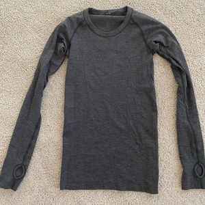 Lululemon swiftly tech long sleeve shirt size 2